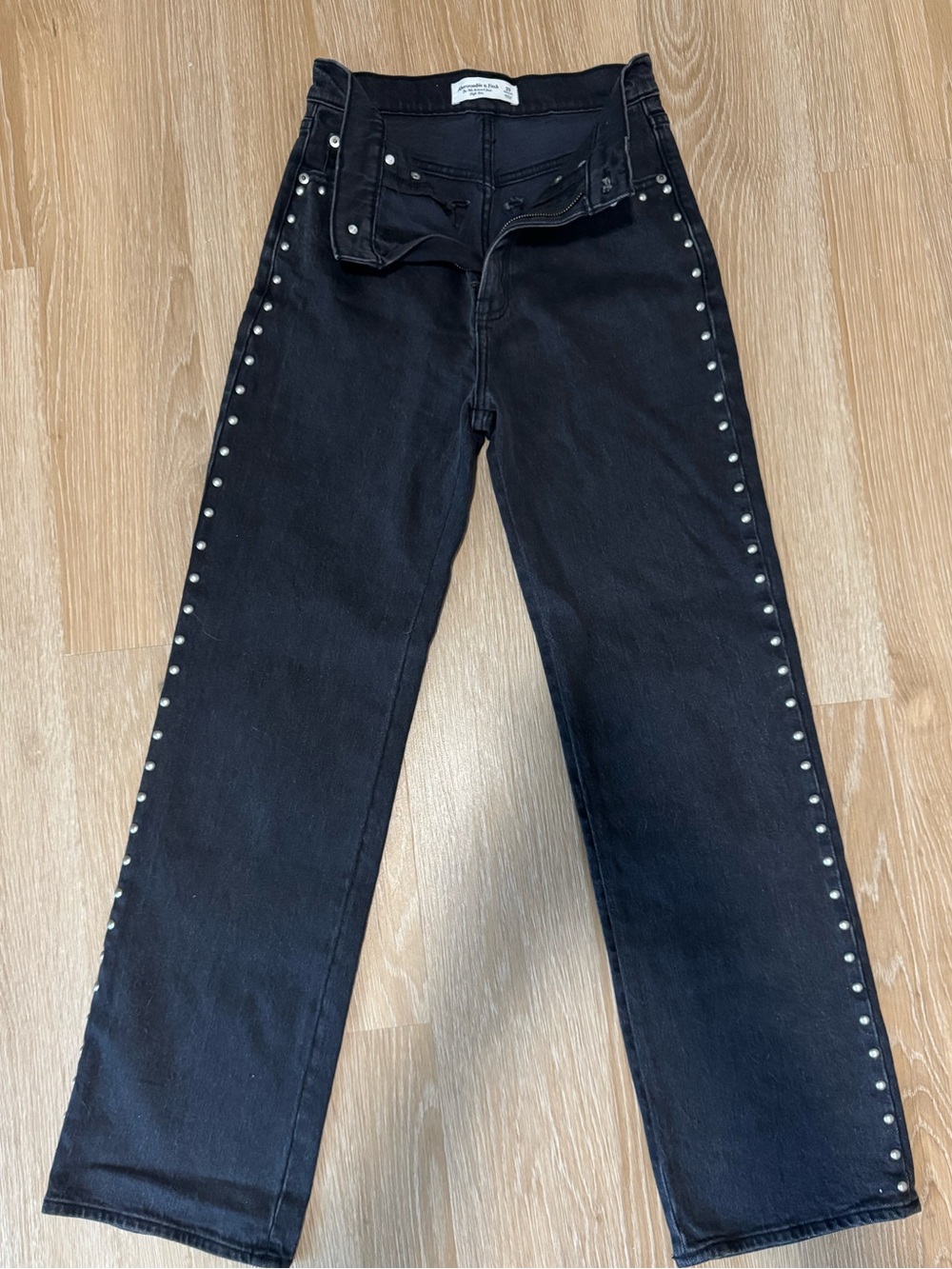 Abercrombie & Fitch The 90’s Relaxed High Rise Jean